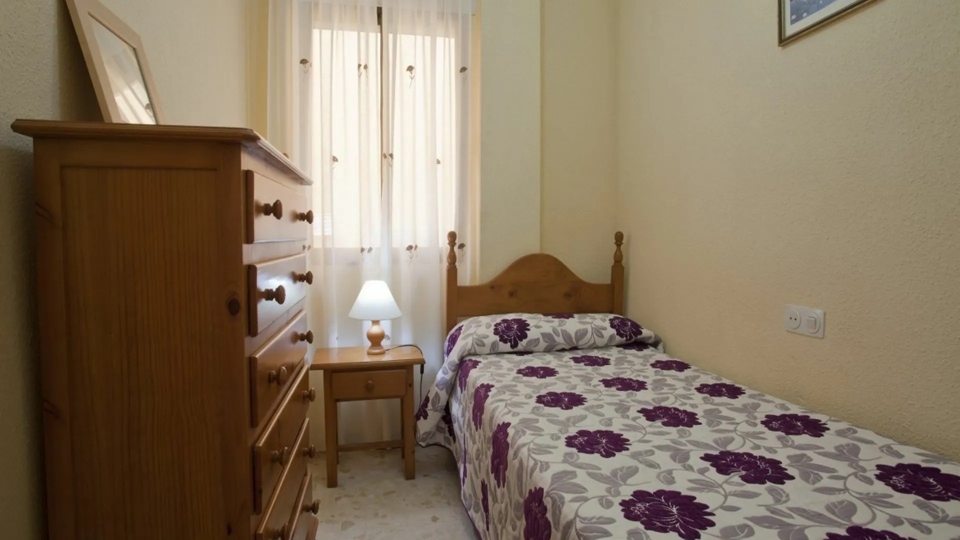 Malaga 101679 3 Bedroom Apartment By Mo Rentals