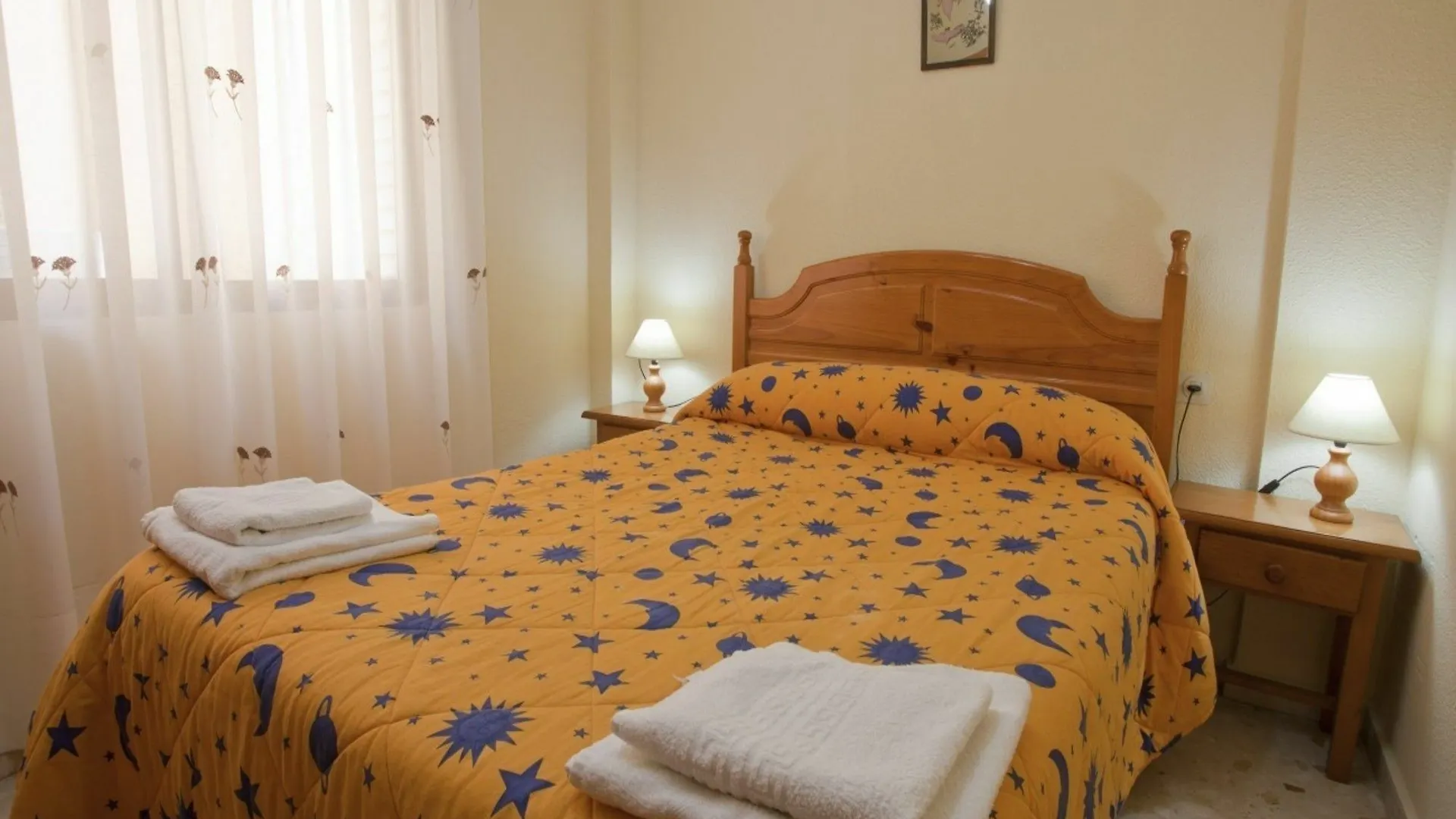 Malaga 101679 3 Bedroom Apartment By Mo Rentals Испания